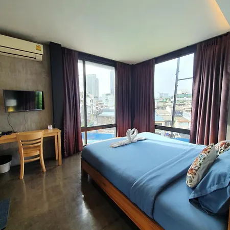 Baan Wualamphong บ้านวัวลำพอง