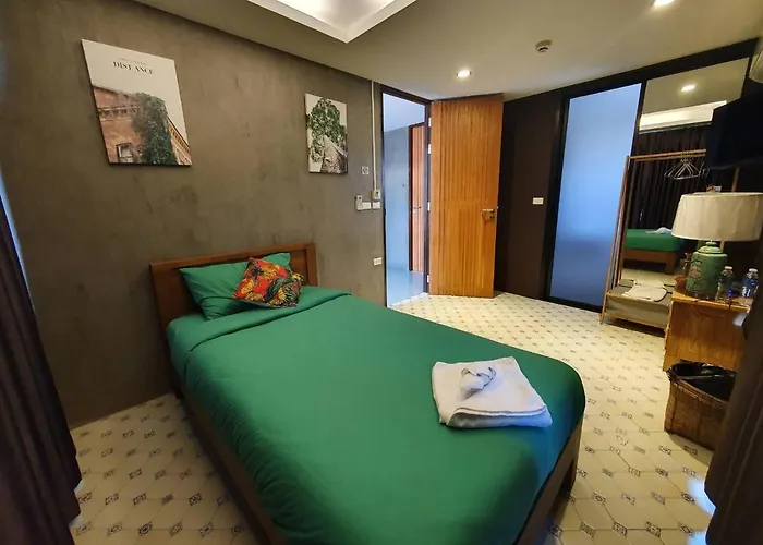Baan Wualamphong บ้านวัวลำพอง