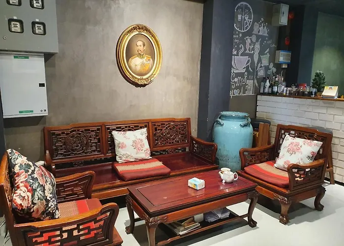 Baan Wualamphong บ้านวัวลำพอง Bangkok