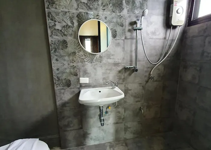 Baan Wualamphong บ้านวัวลำพอง