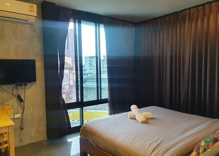 Baan Wualamphong บ้านวัวลำพอง Bangkok